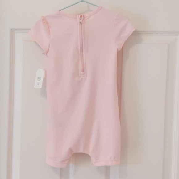 BNWT Gap bathing suit 18-24 months - Picture 3 of 4